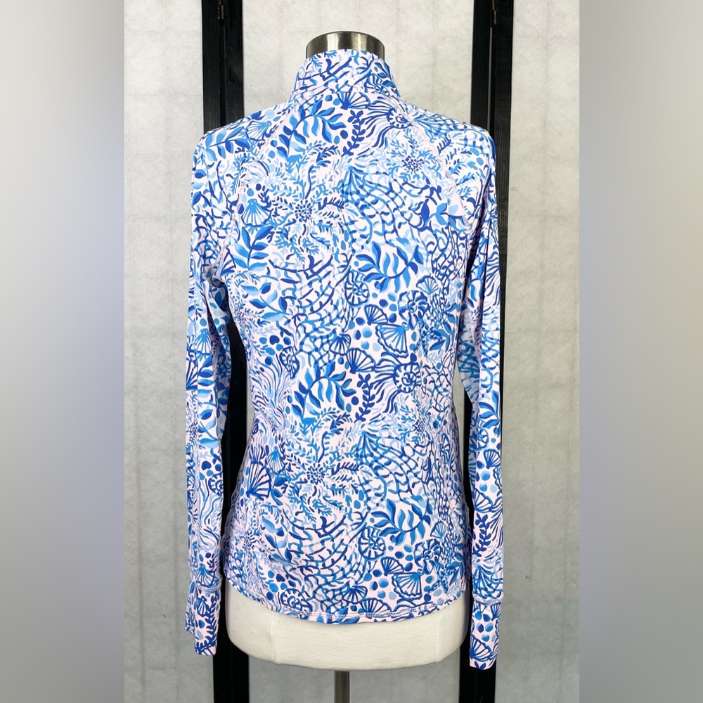 Lilly Pulitzer Luxetic Blue and Pink Patterned Top M - Picture 3 of 8